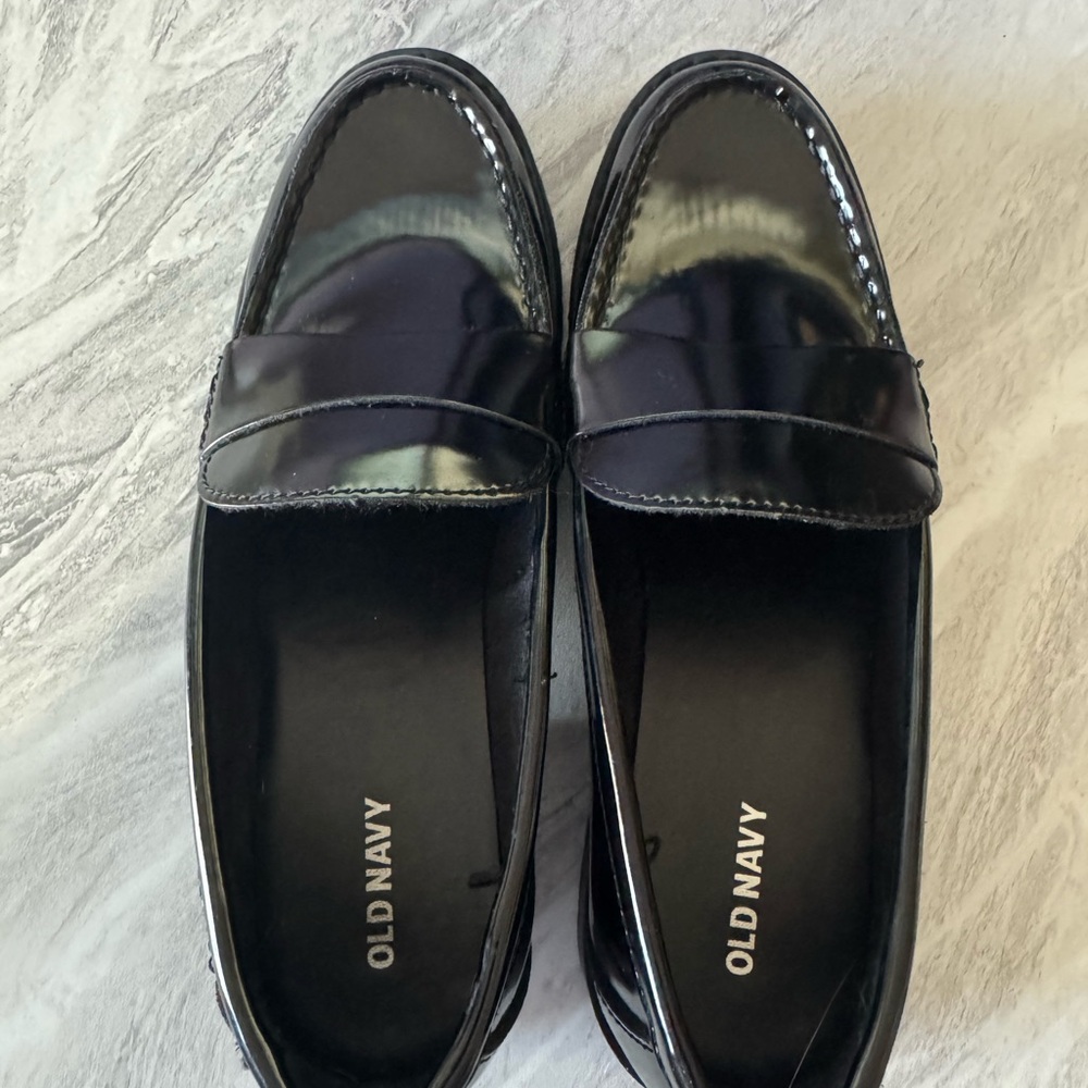 Old Navy Black Classic Penny Loafers